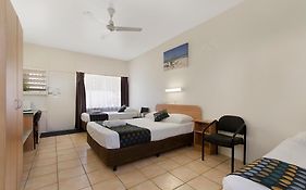 Beach House Motel Townsville